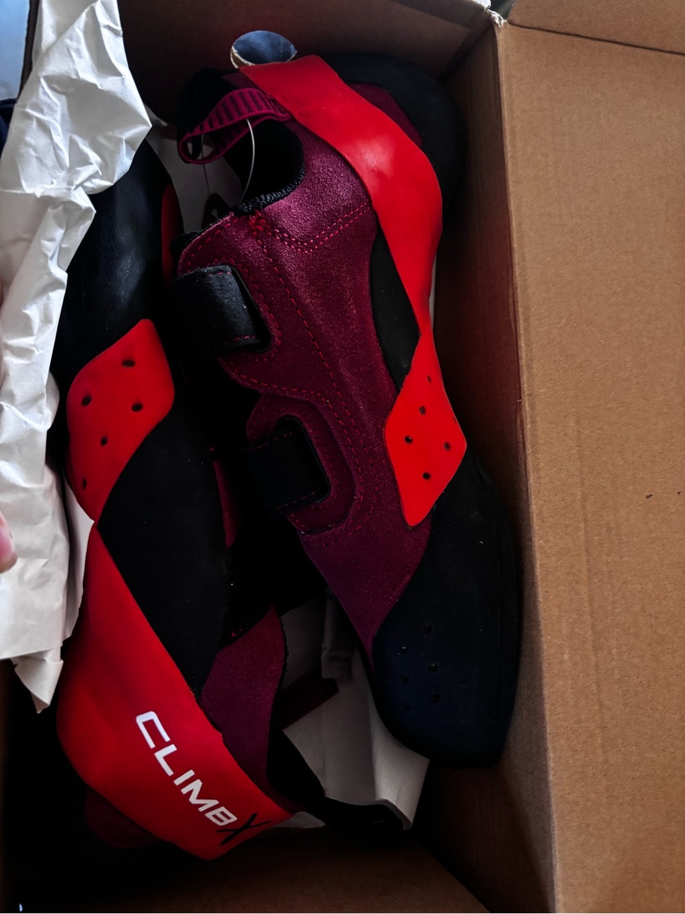 Men's Red & Black Climbing Shoes